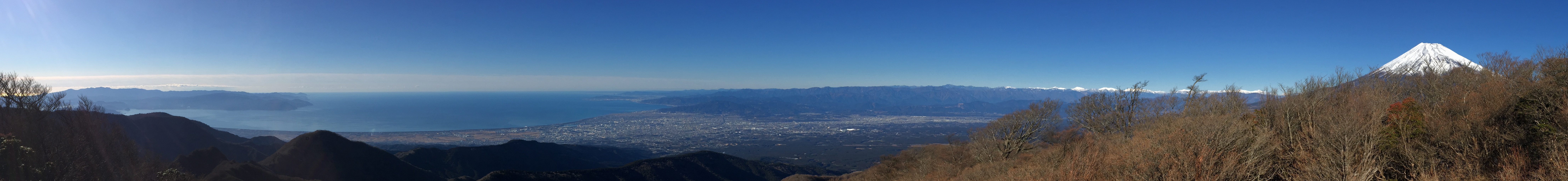 越前岳山頂からの大パノラマ